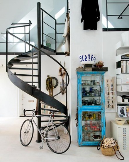 dubleks-evlere-ozel-ilginc-merdiven-modelleri-12